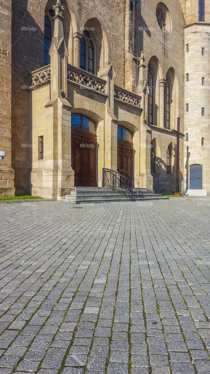 Stone neo-gothic