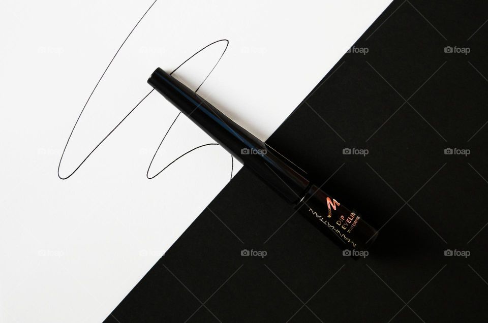 The beauty Product i love, Manhattan, Dip eyeliner