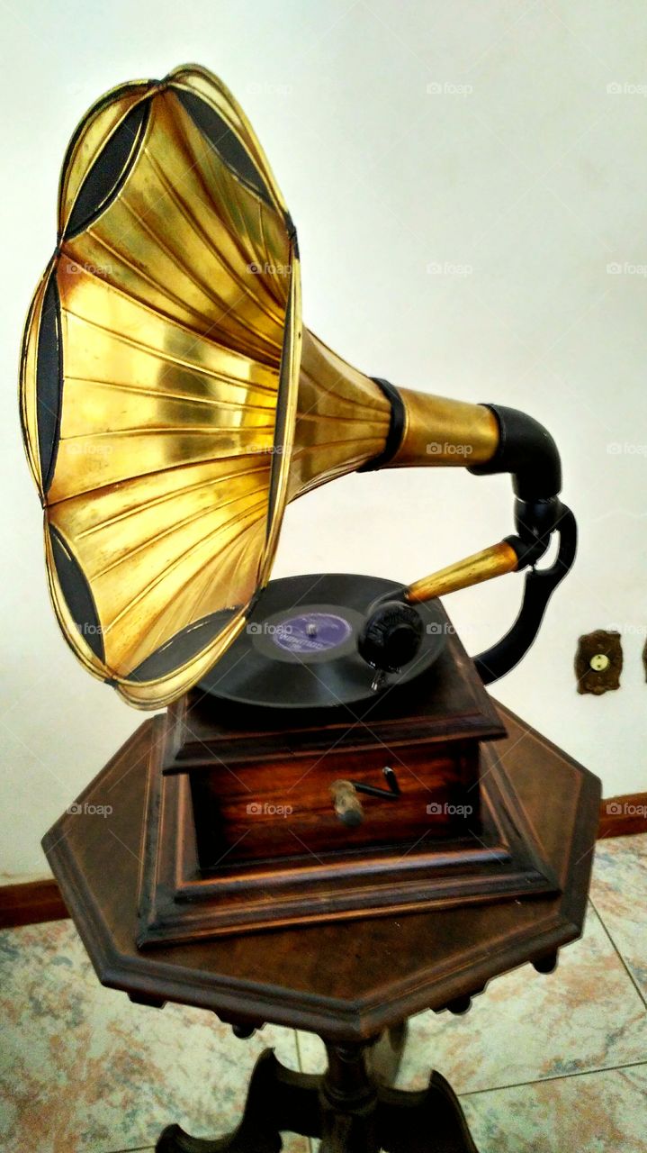 Gramophone
