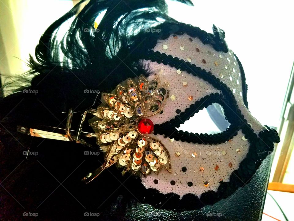 Masquerade mask