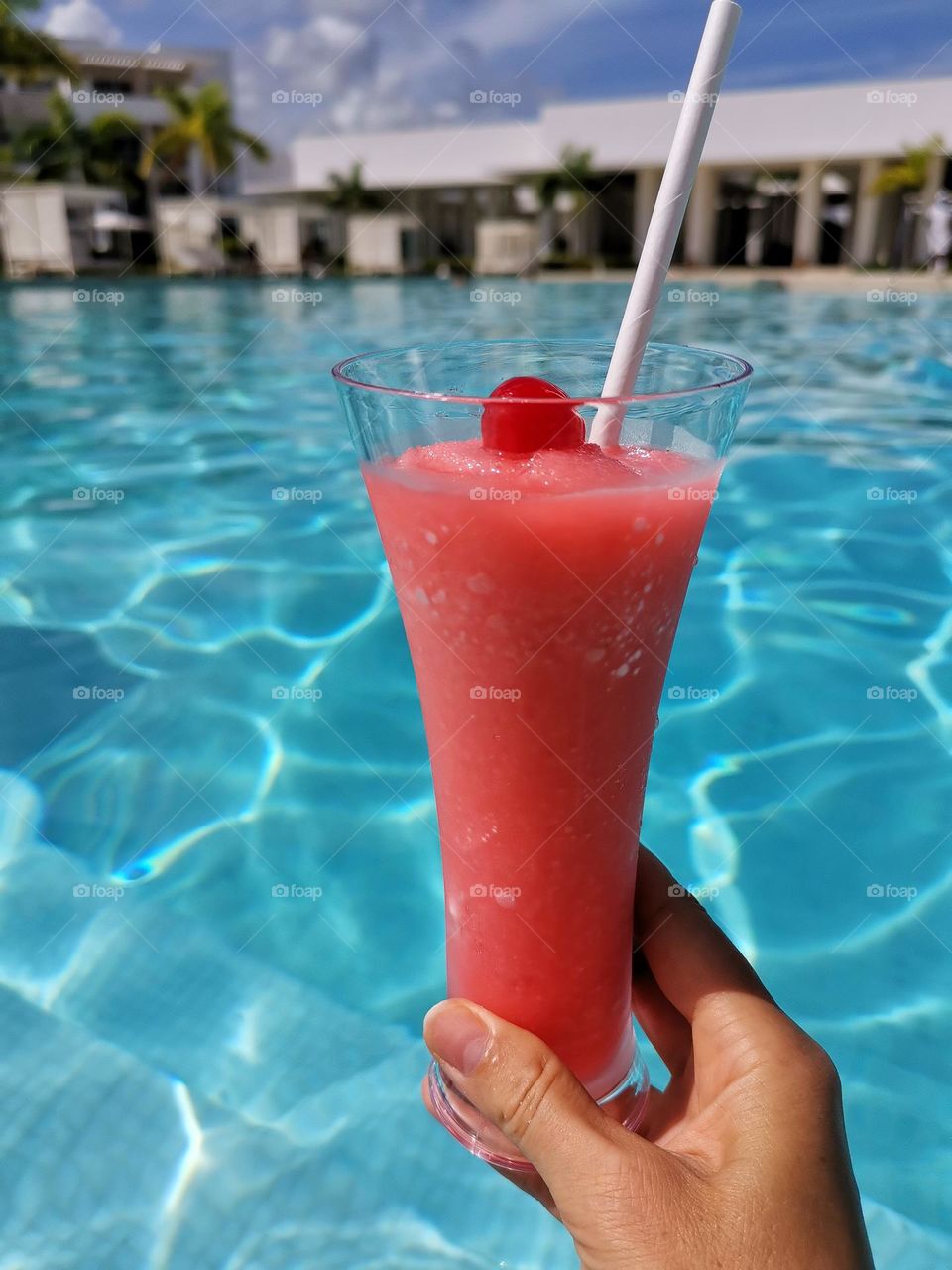Liquids are cool. Tasty non-alco cocktail. Relax time. Swimming pool. Summer mood.