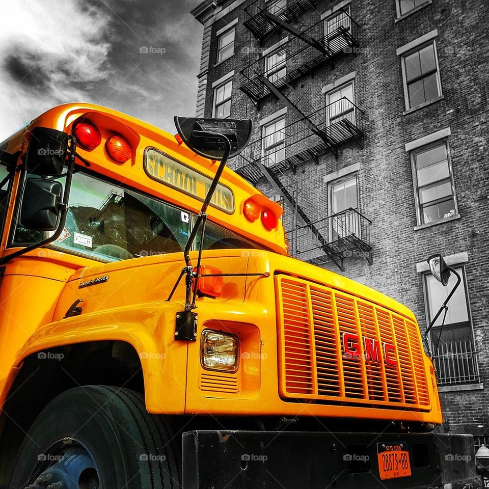 Schoolbus in Brooklyn