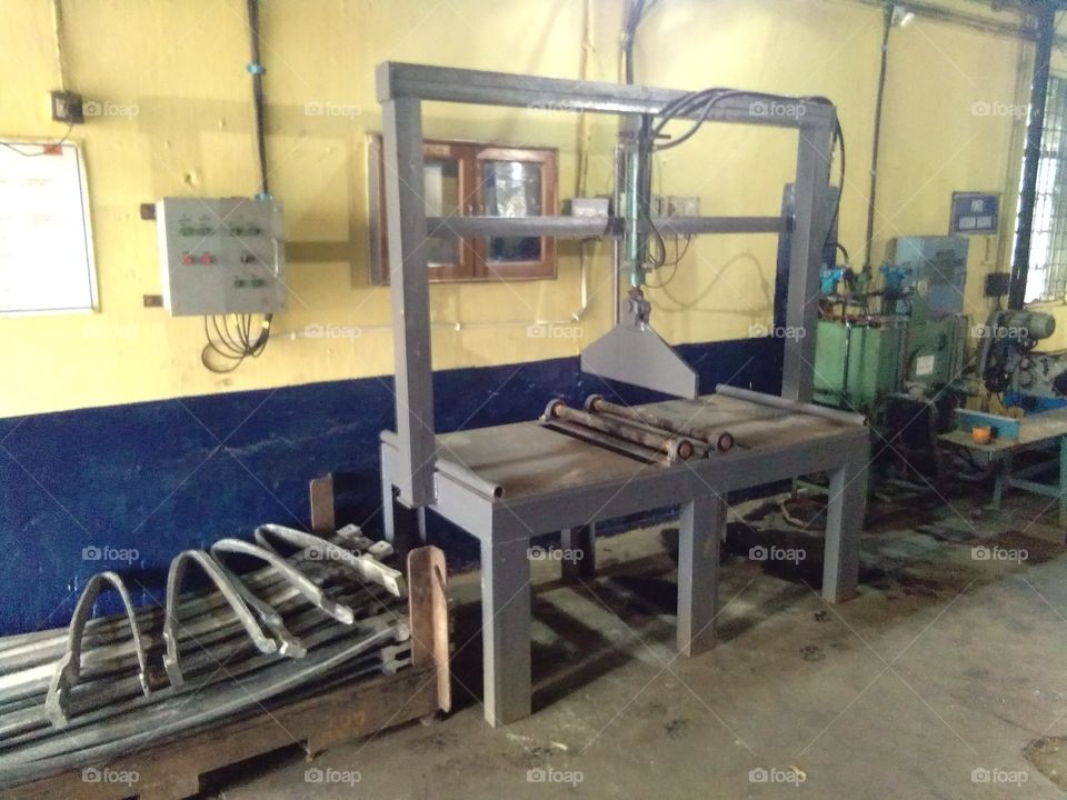 Anode banding Machine