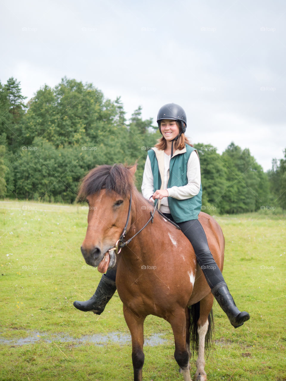 #häst #horse #islandshäst #ryttare #hästtjej #ridning #riding #horsebackriding #barbacka #Lumix Barbackaridning #trav #galopp #skritt #skritta #träns #sommar #sverige #svensksommar #sommarlov #stockholm #sweden #swedishsummer #summer 