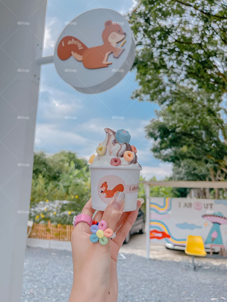 squid ice cream shop