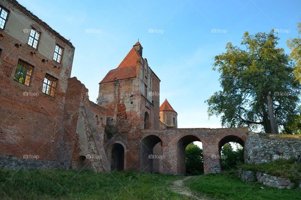 Ruiny zamku w Szymabrku