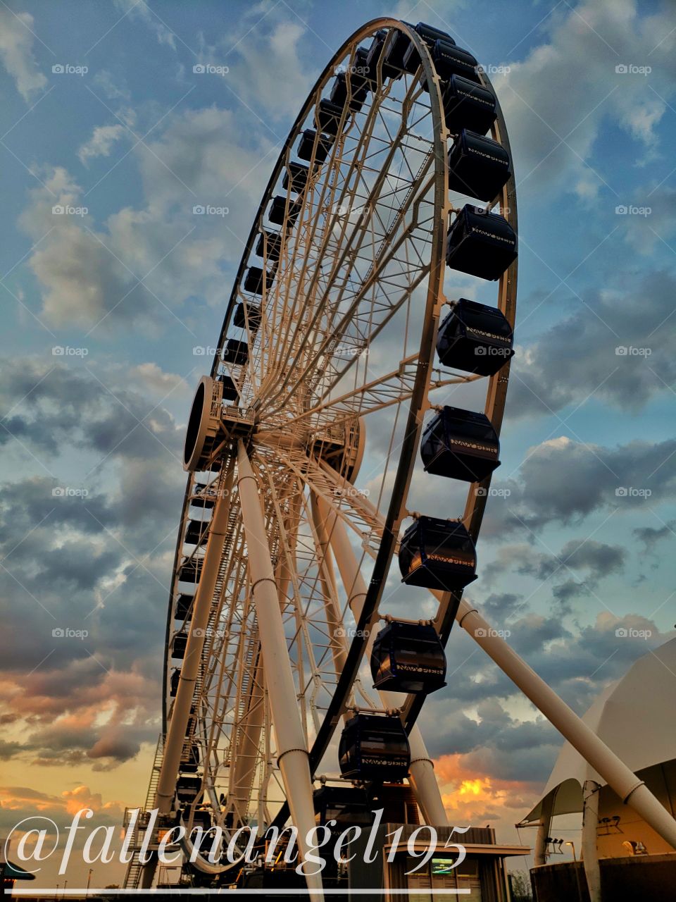 Navy Pier, Chicago IL ferris wheel