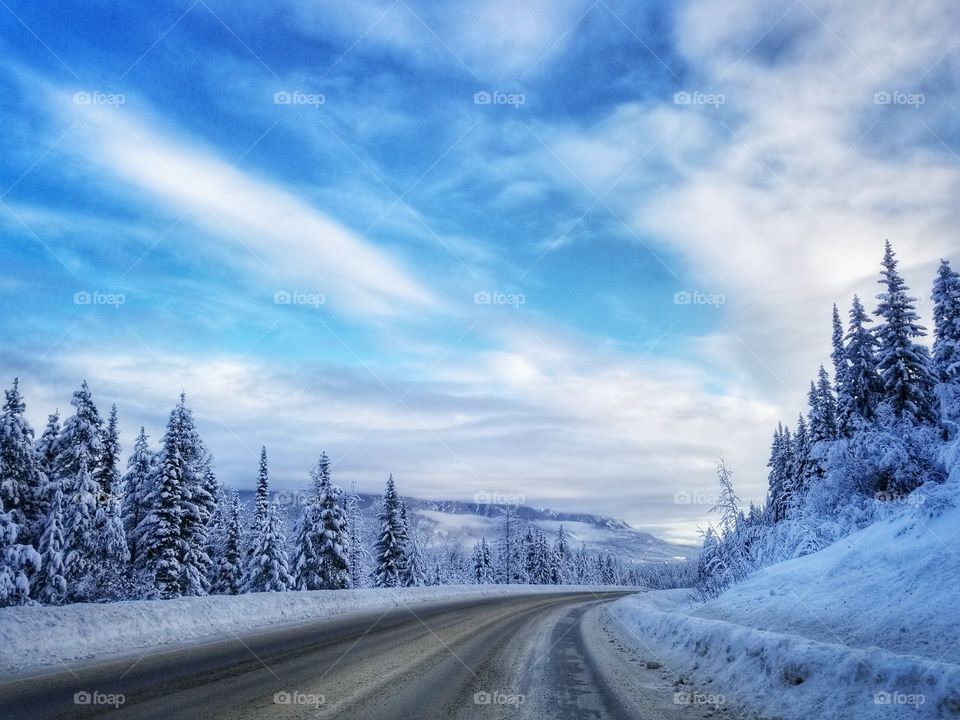 winter drive through the mountains