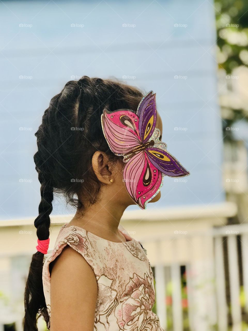 Girl with long hair and  tied with pink hair band, the hair can be mould anyway like you want 😍