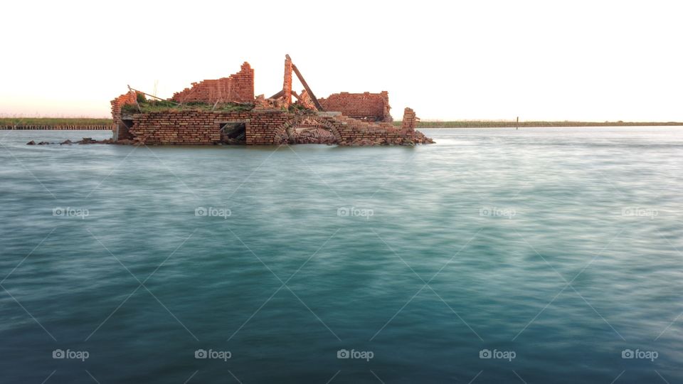 Ruins in te Lake