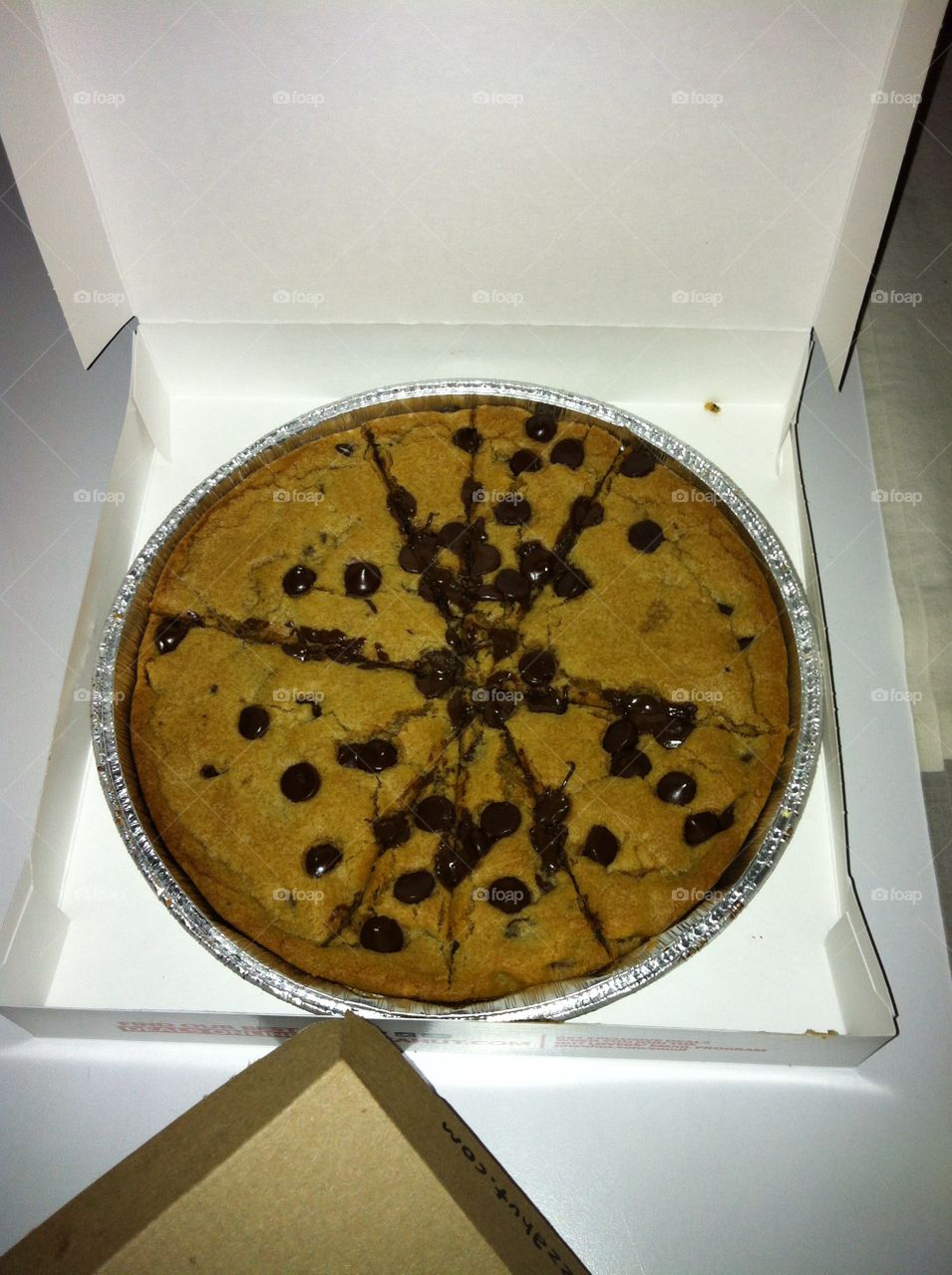 giant cookie pie