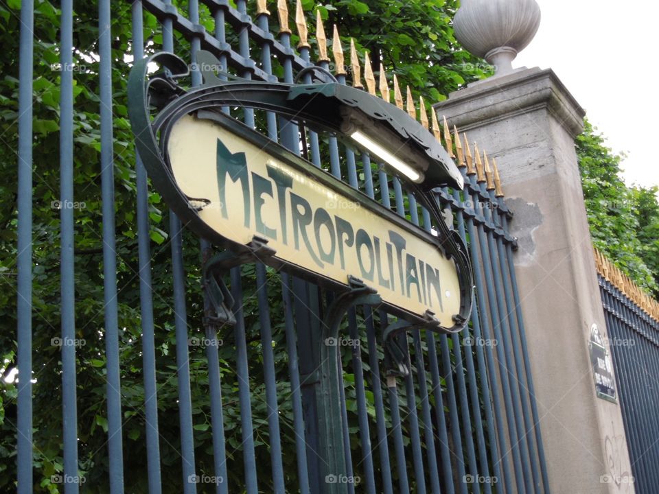 Paris Metro. Paris Metro sign, probably in the Jardin de Tuileries