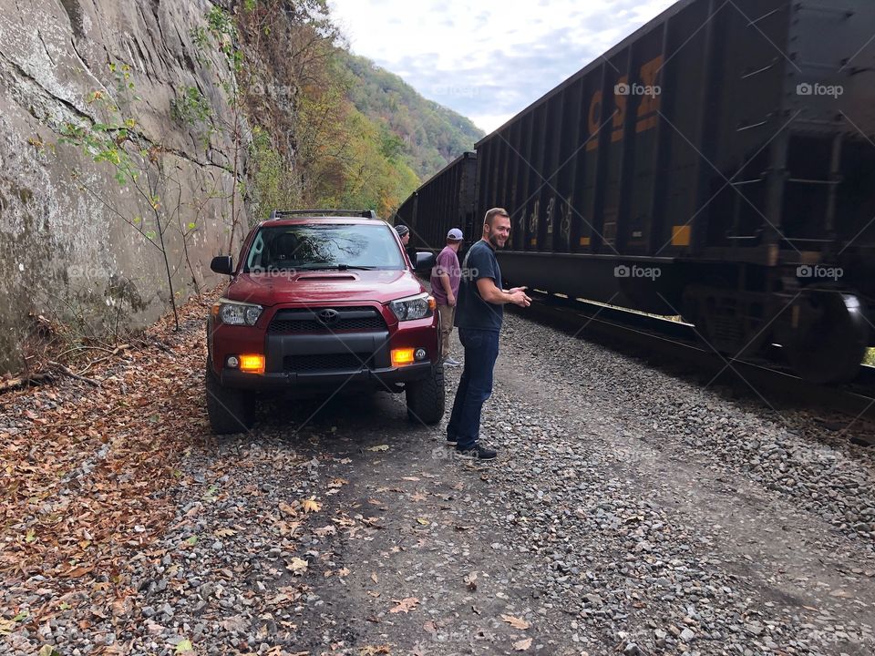 Off reading with the 4Runner and chasing trains