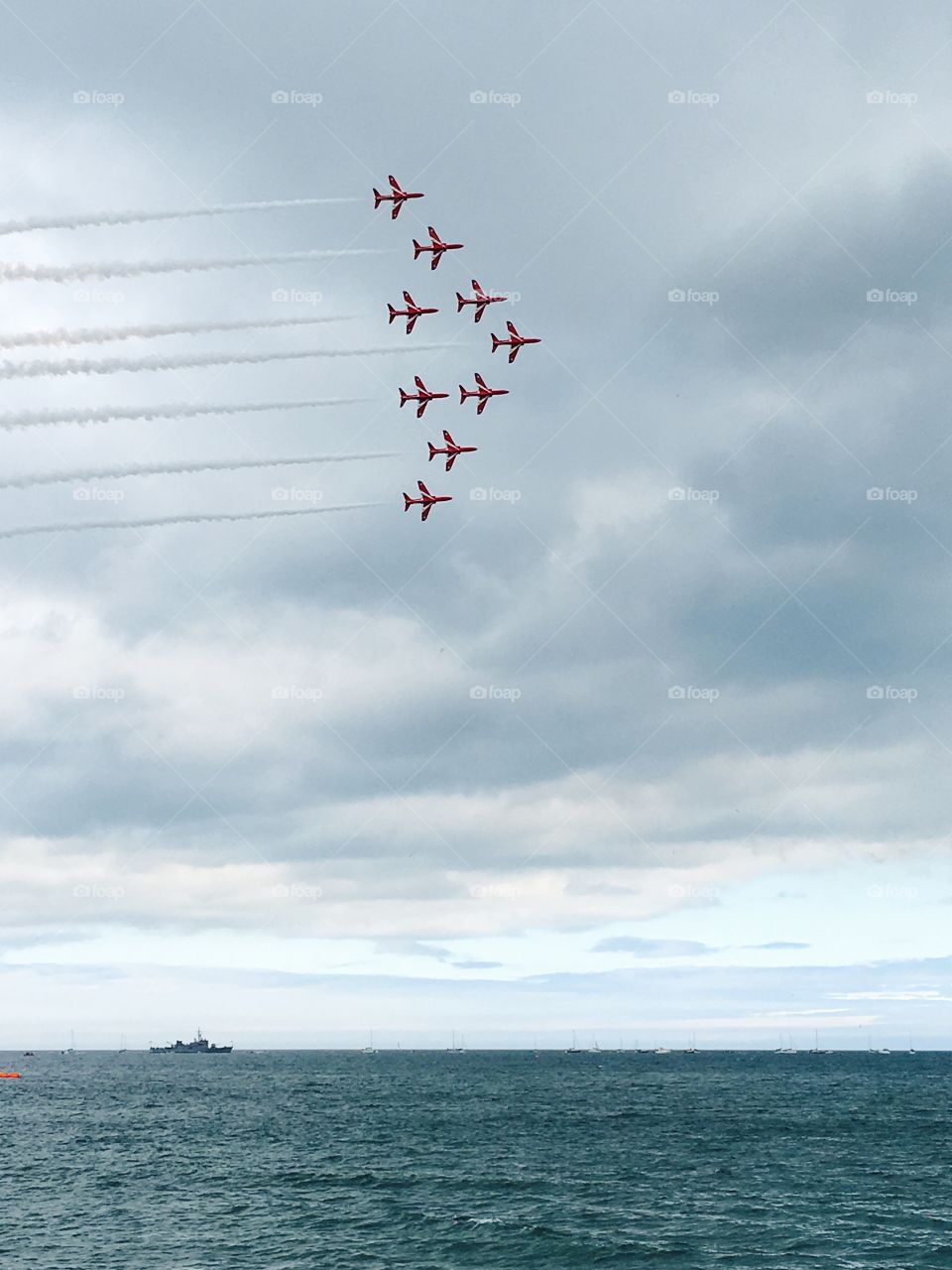 Airshow - red arrows flying