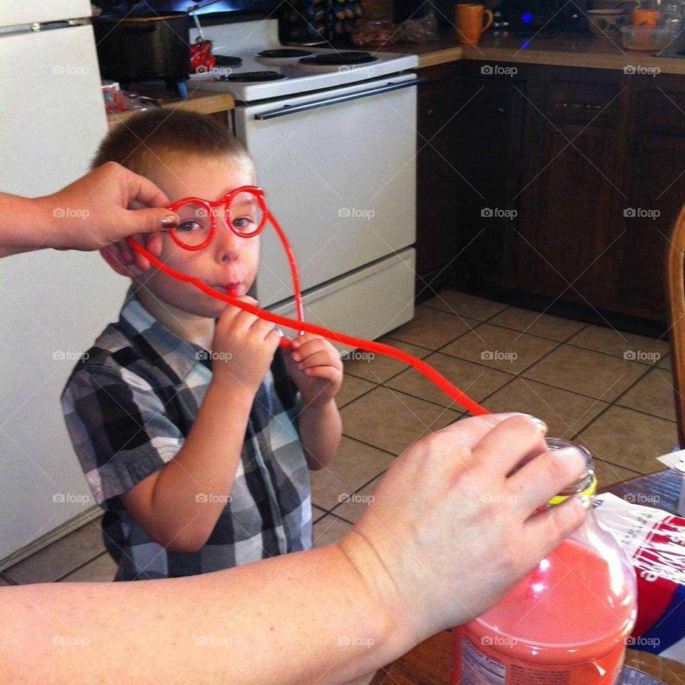 Silly straw 👓