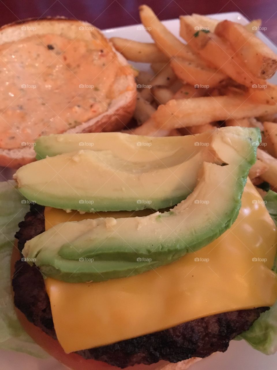 Avocado Cheeseburger 