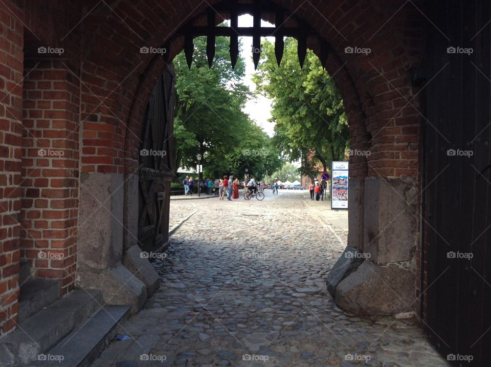 Entrance into the Malbork castle courtyard 
