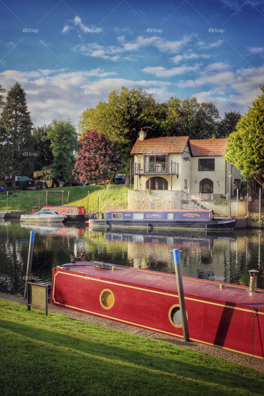 River. Houseboat