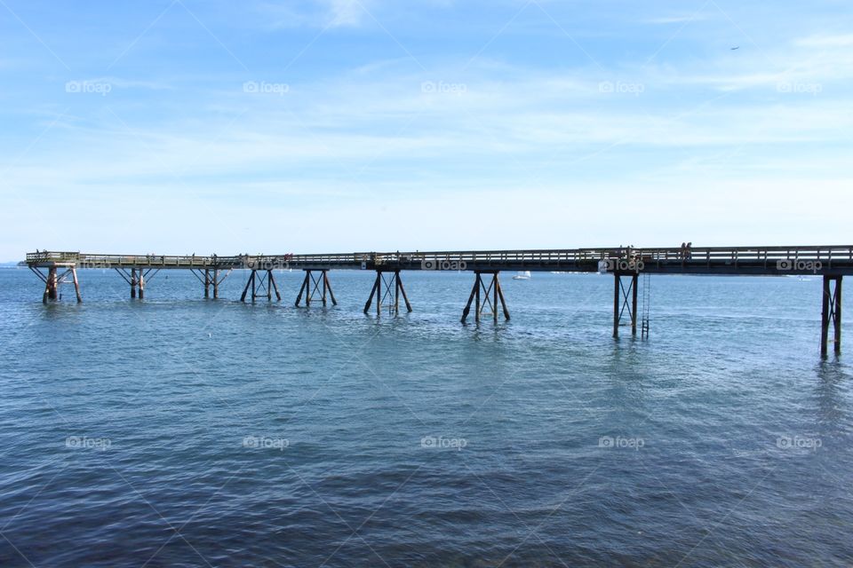 the horizon matches with the boardwalk:))