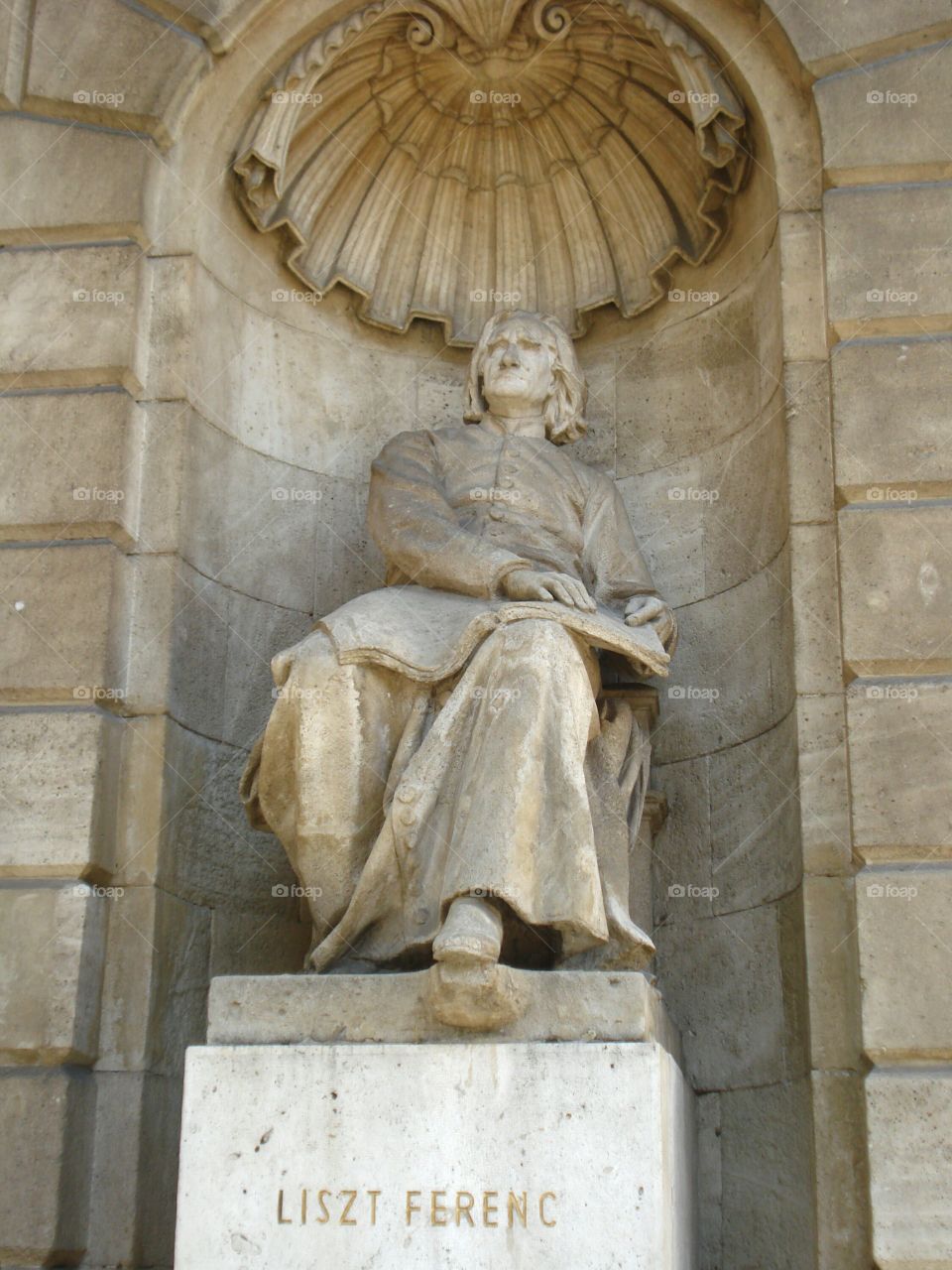 Ferenc Liszt Statue