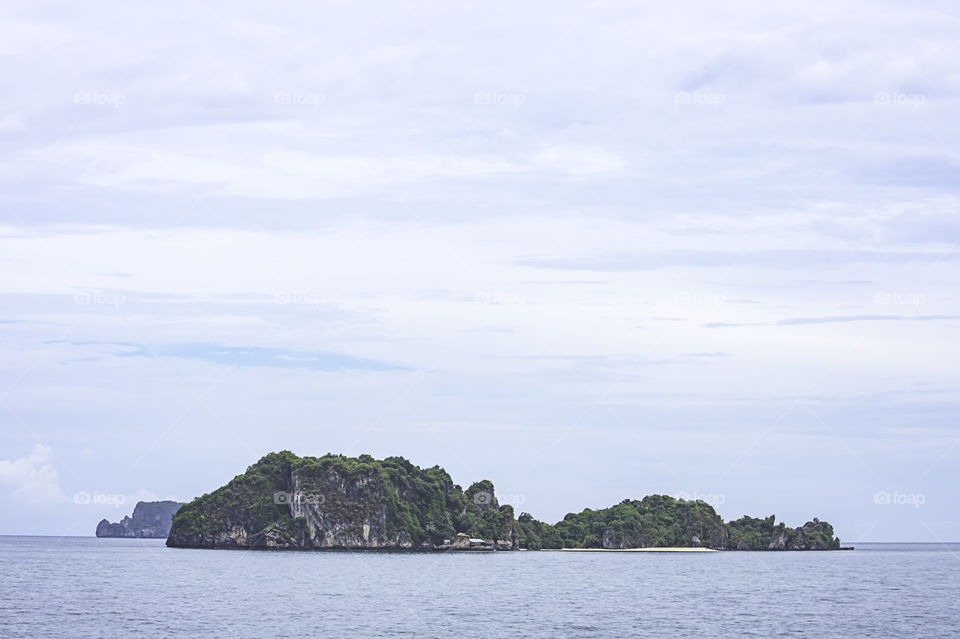 The beauty of the sky In the sea and koh Maphrao at Chumphon in Thailand.