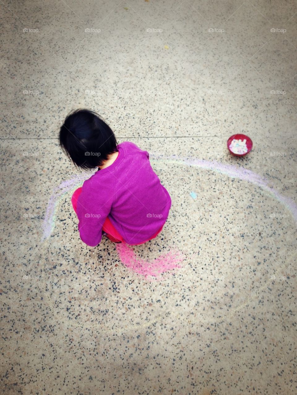 Little chalk artist