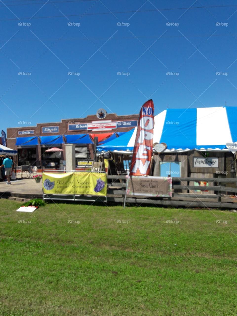 Antique Fair.Roundtop,TX.