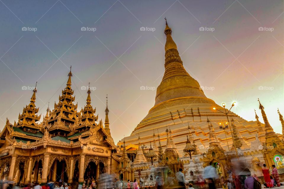 That year, in Yangon, Myanmar, the most shocking place was the Dajin Temple.