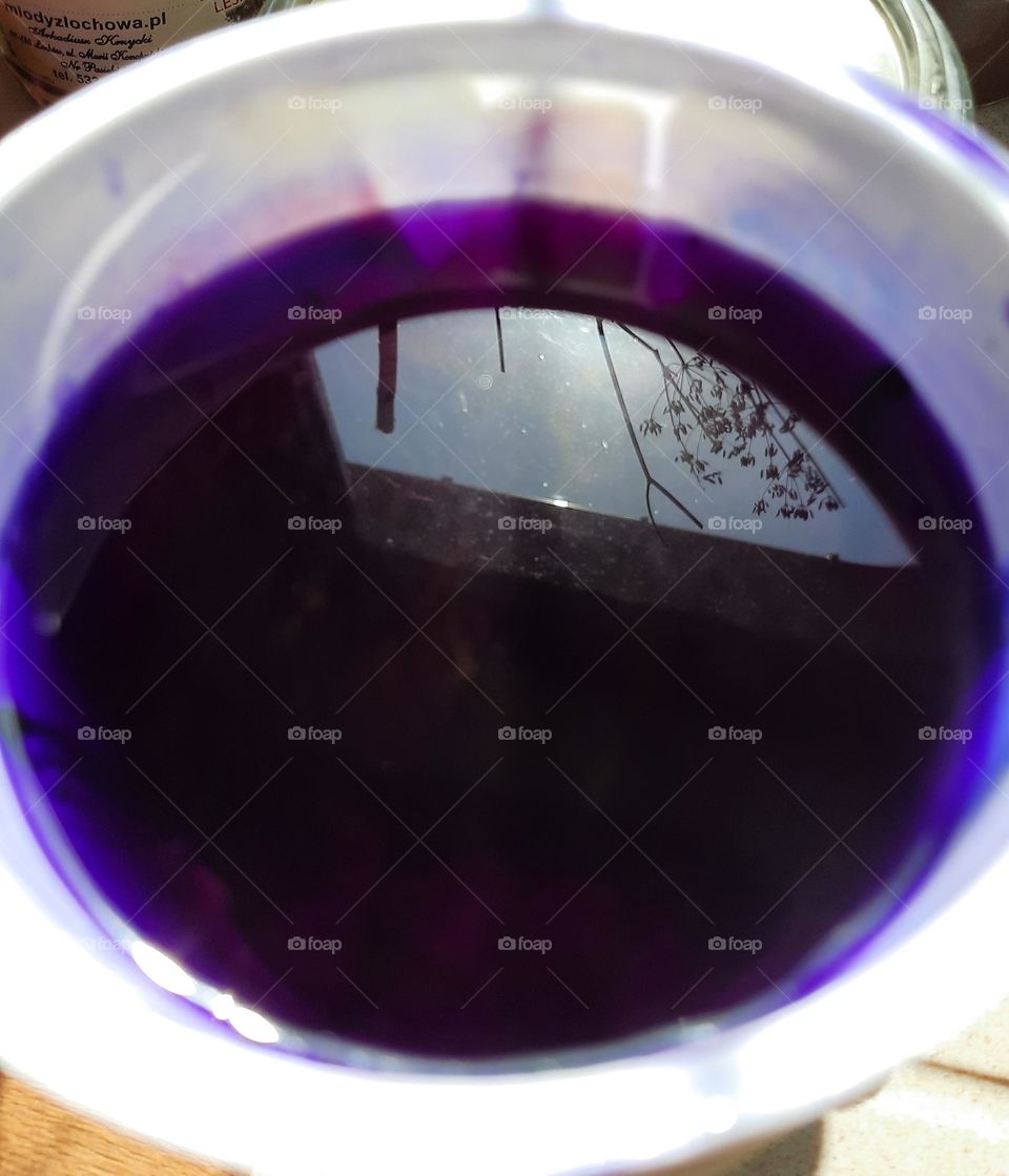 sky reflection in gentian solution