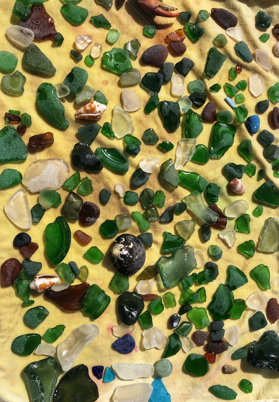 Seaglass hunting 