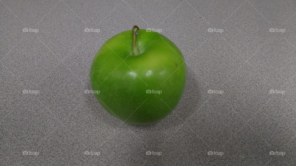 apple with lunch
