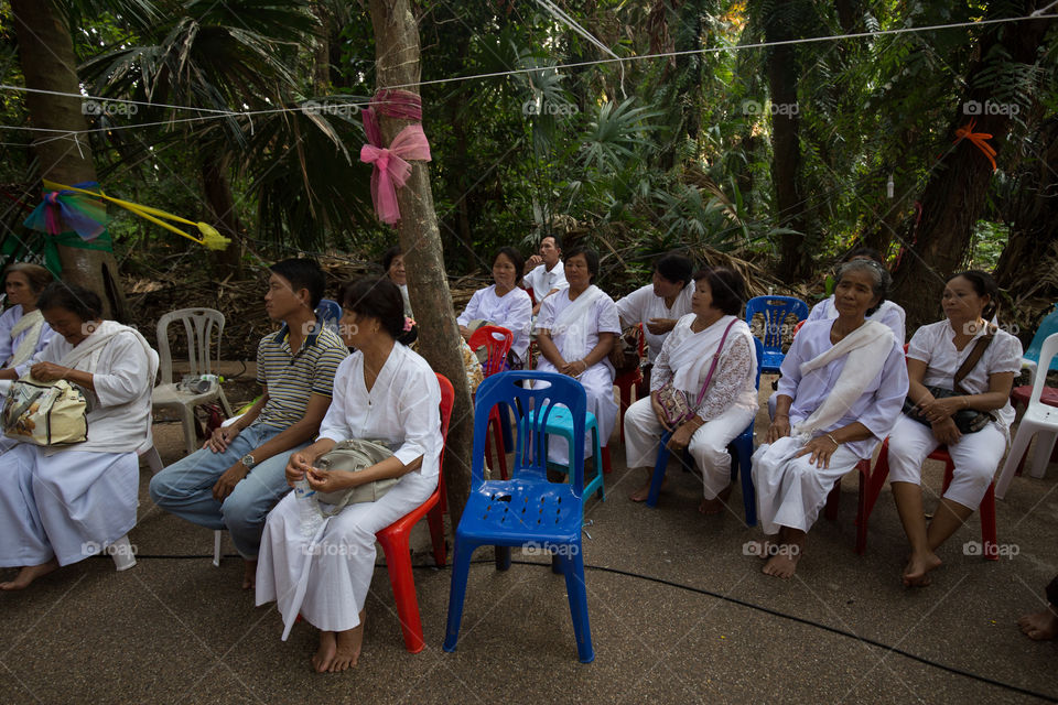 People in the temple 