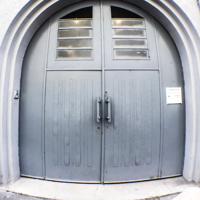 door metal iron 