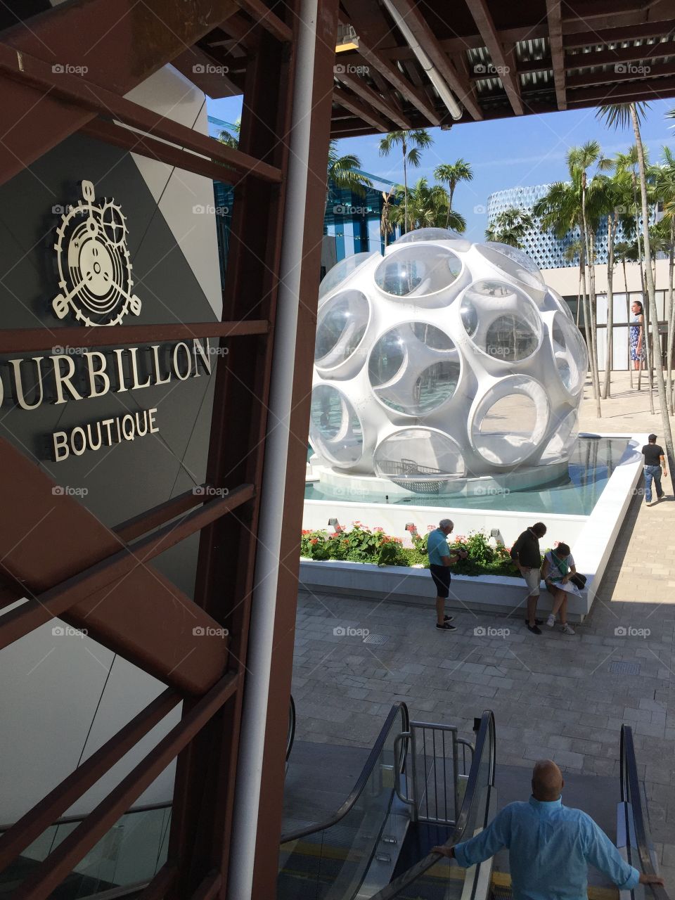 Design District. Palm square at Design District