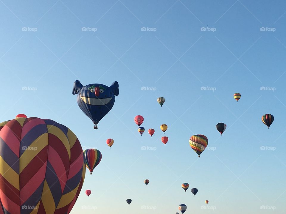 Hot-air balloons 