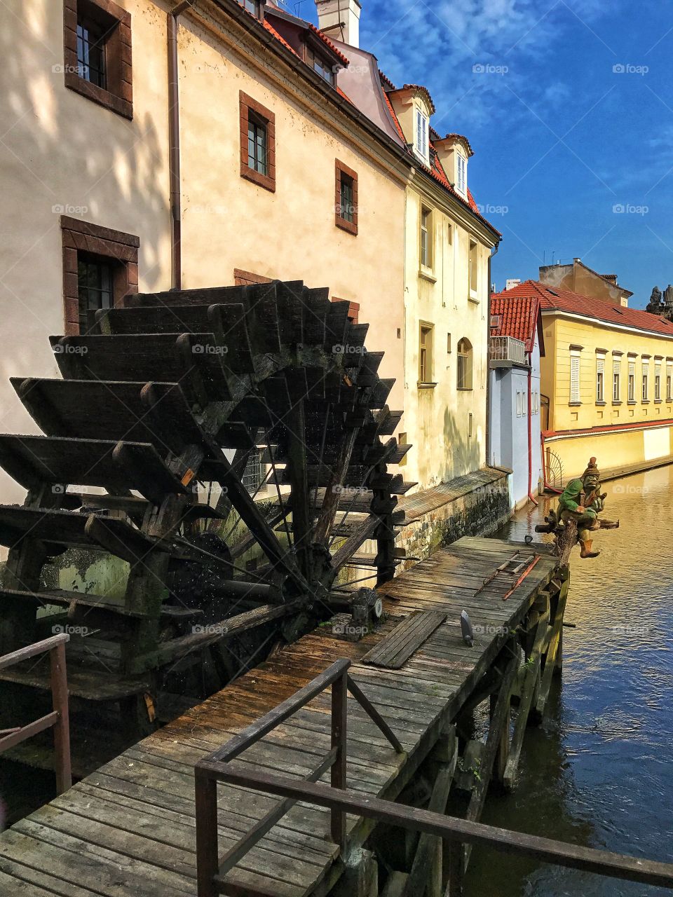Prague water pump