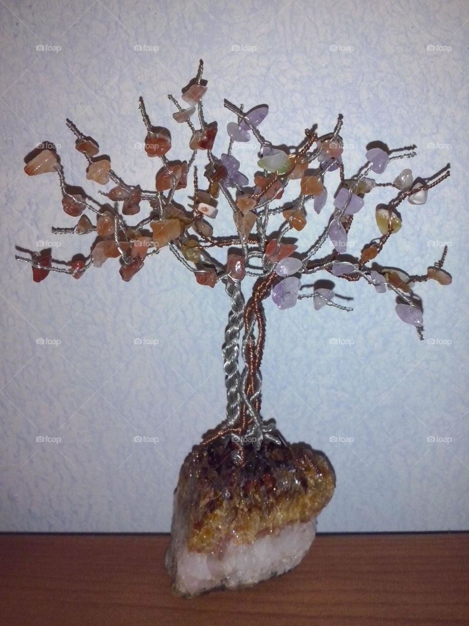 Wire trees with semi-precious amethyst & red agate. Base: Citrine. 