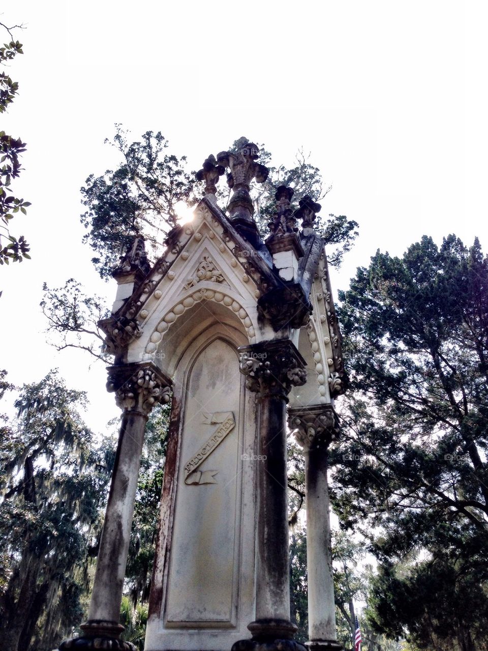 stone monument savannah grave by cable