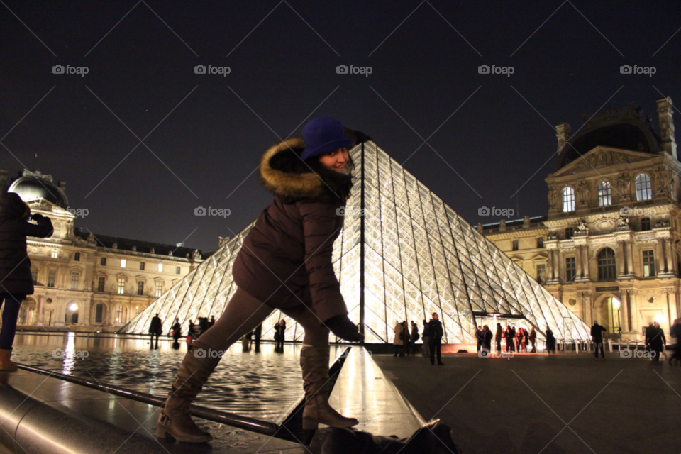 Le Louvre in Paris at night