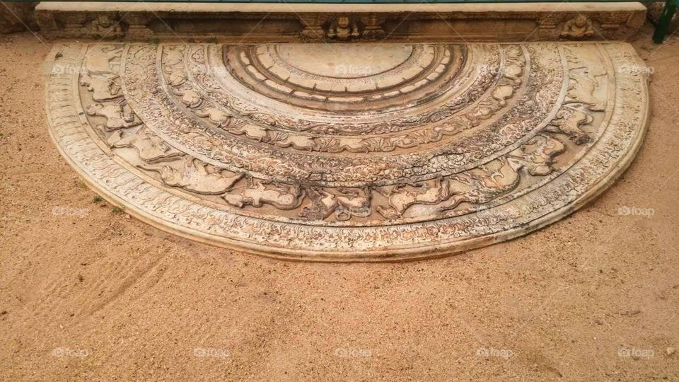 sadhakada pahana of srilankan heritage