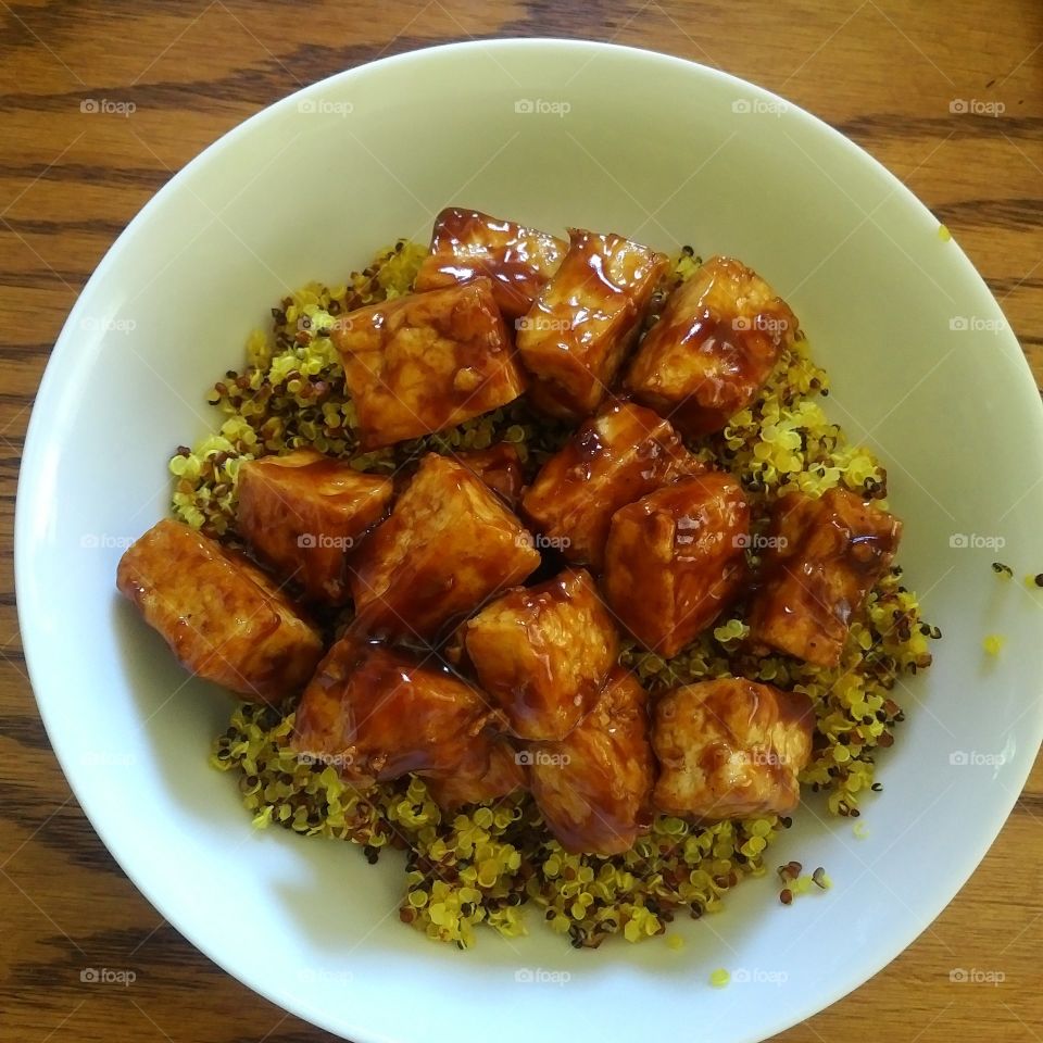 Spicy Crispy Tofu Quinoa Bowl