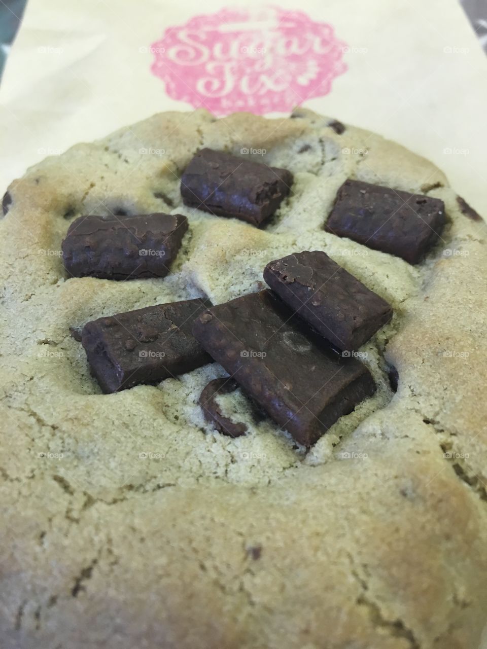 Chocolate chip cookie 