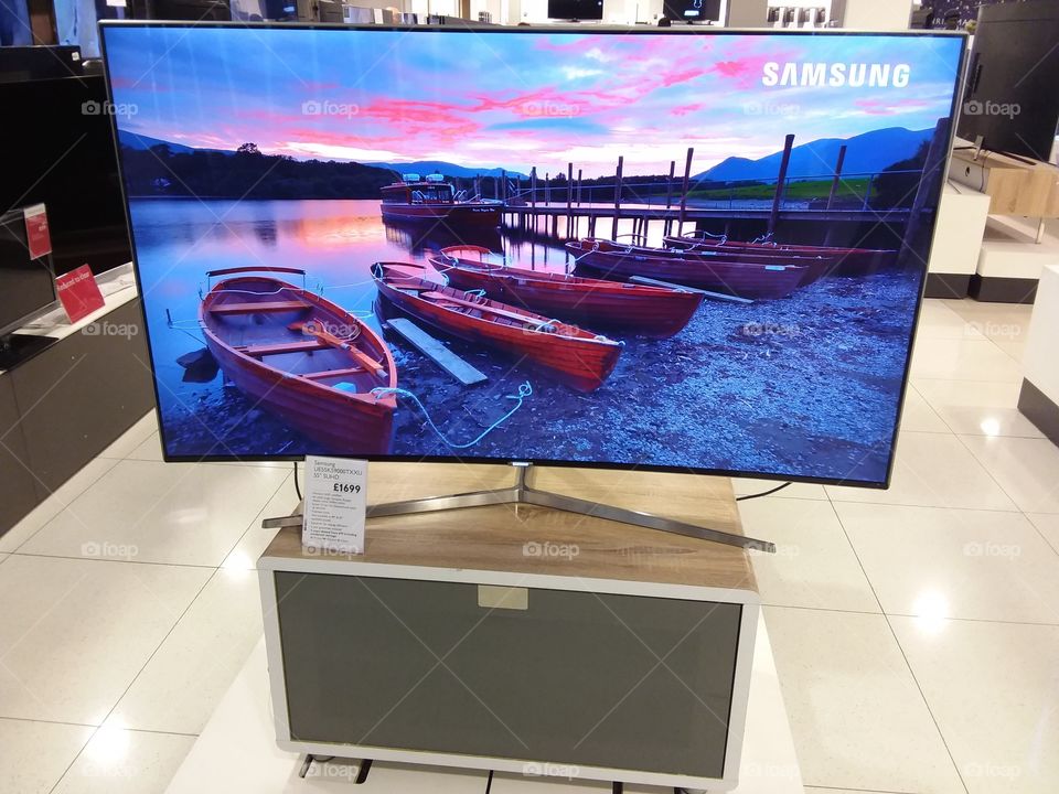 Samsung Quantum dot technology television 4K UHD TV experience