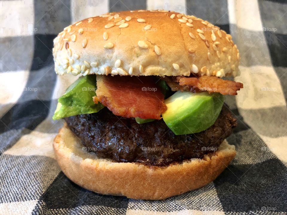 Burger With Avocado And Bacon