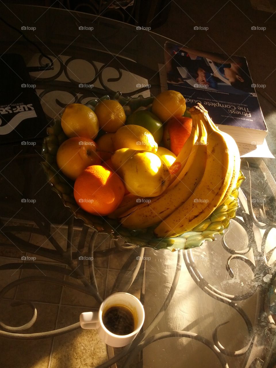 Coffee and fruits