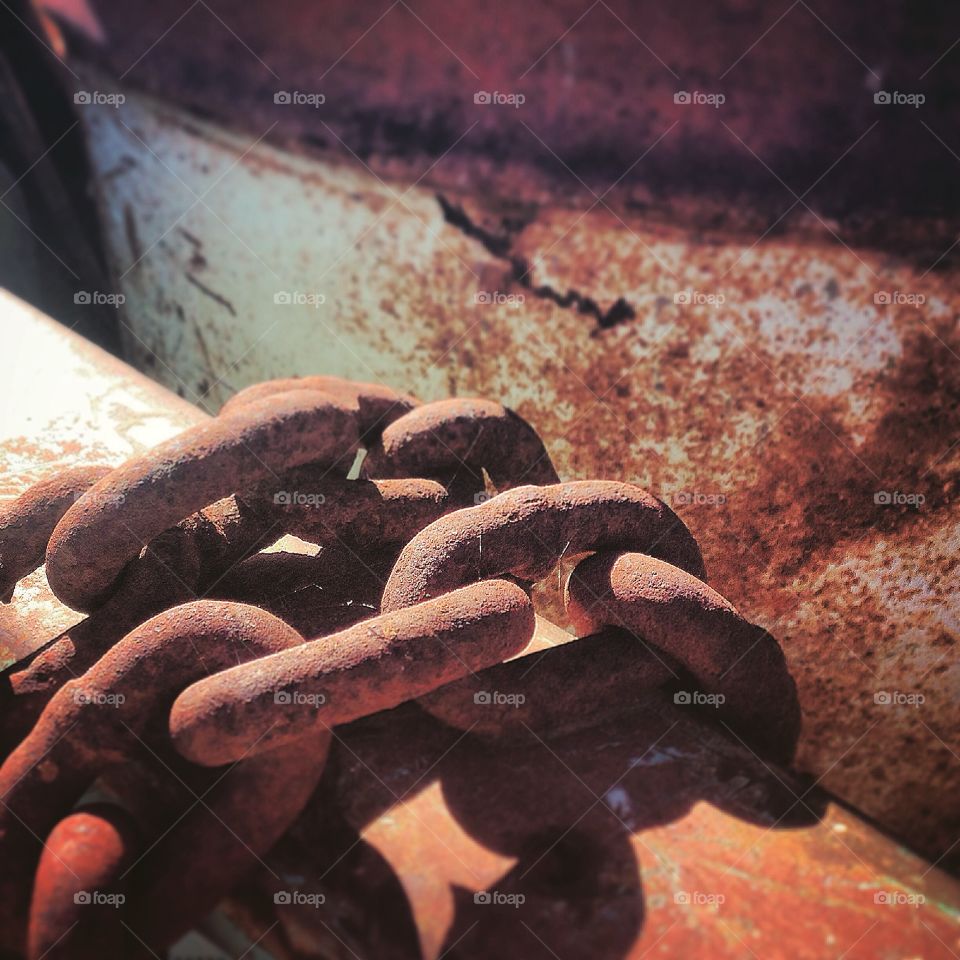 Rusty chain 