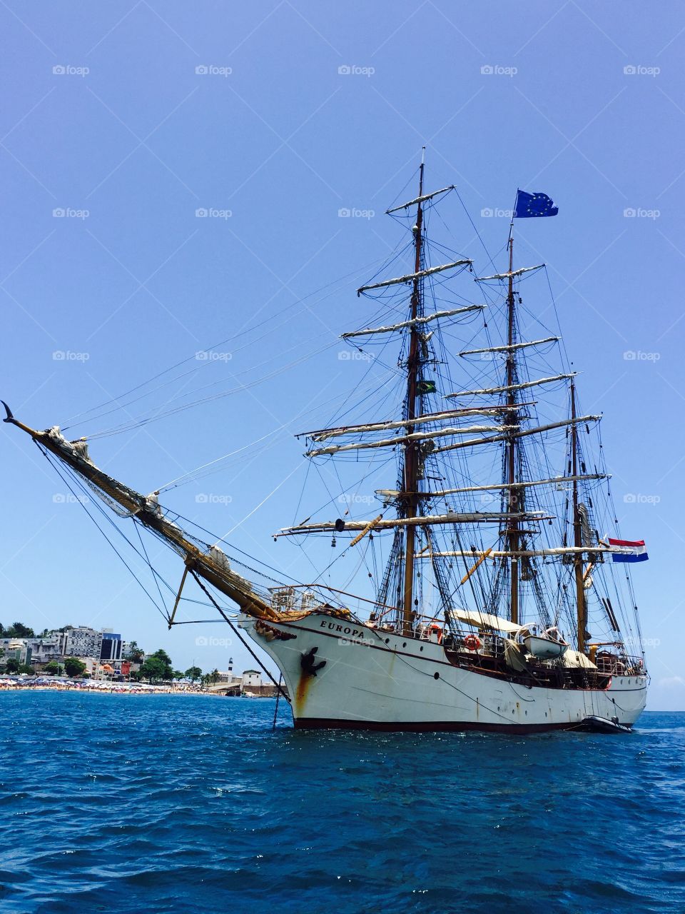 Holland Tall Ship . Holland Tall Ship appeard in the waters of The Yatch Clube of Bahia - State of Bahia - Brazil