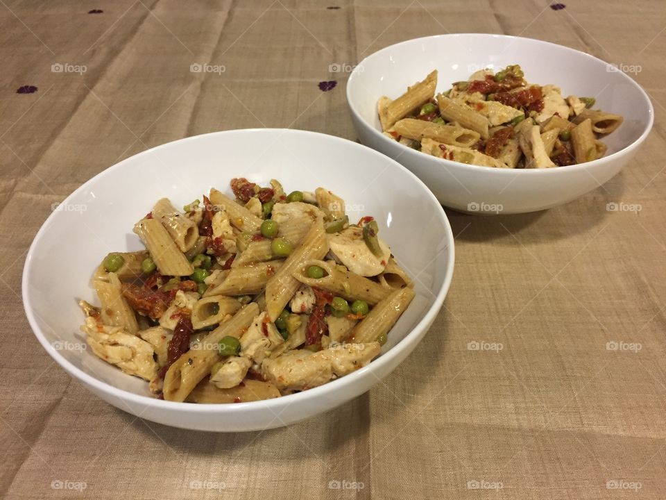 Chicken and pea pasta