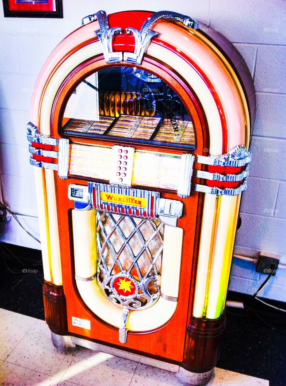 Wurlitzer juke box