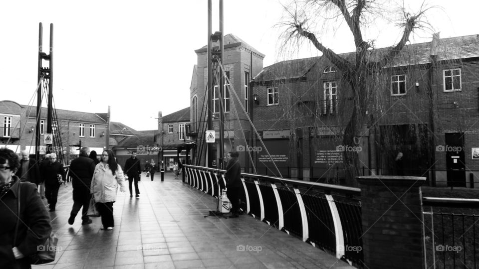 singing in cold. Uk street